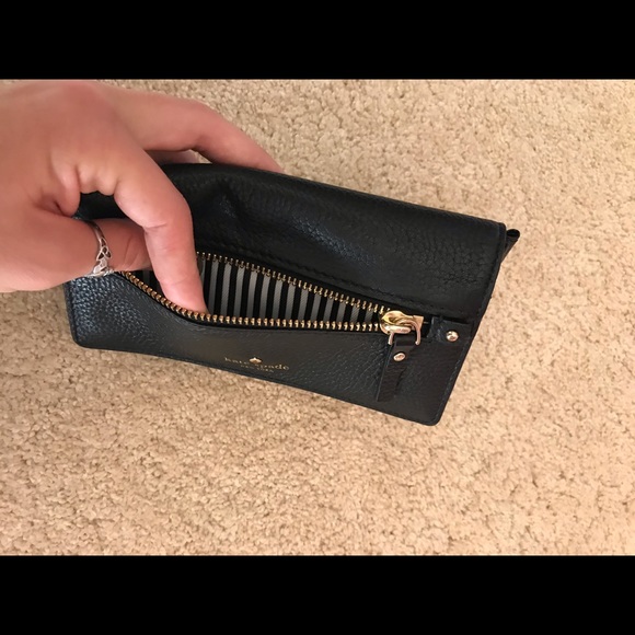 ♠️Kate Spade ♠️ Black Wristlet Wallet - Picture 5 of 7